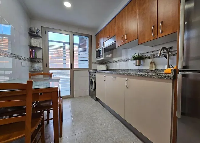 1a109 En By R2r Consulting *